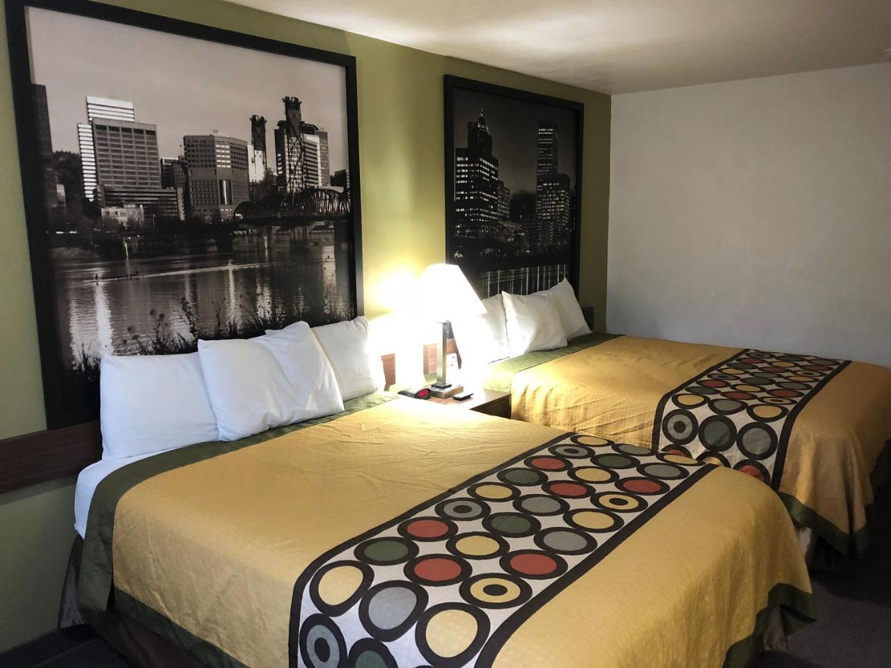 Hotel Super 8 By Wyndham Salem Esterno foto