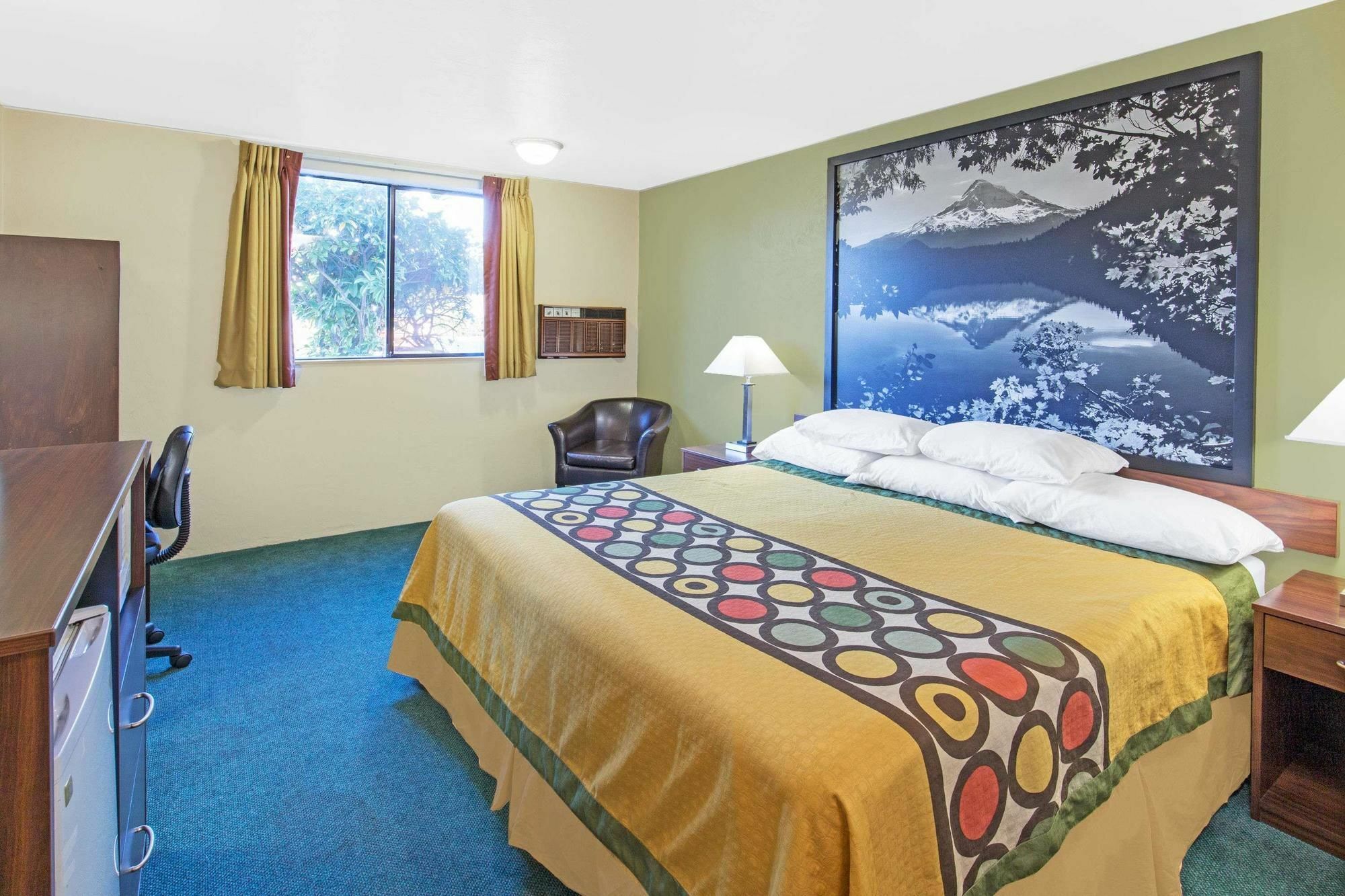 Hotel Super 8 By Wyndham Salem Esterno foto